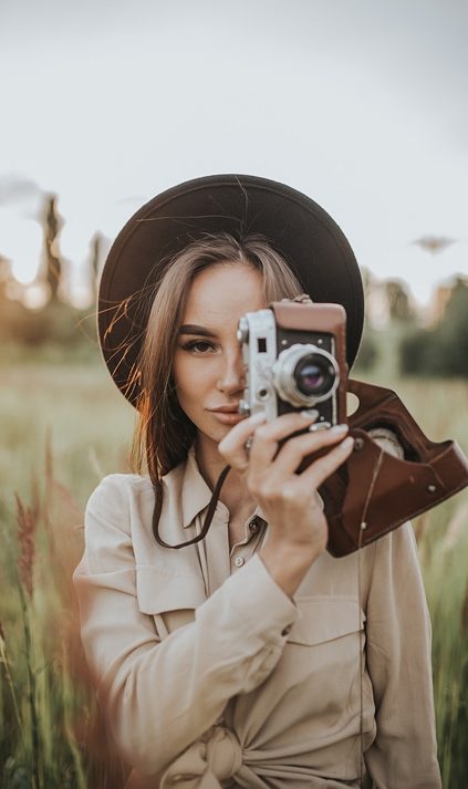 Photographer 1 w-100