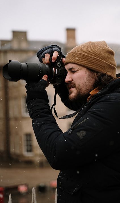 Photographer 1 w-100